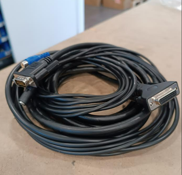 CABLES DE VIDEO Y PODER INELMATIC 4.5 MTS | VGA DB-008-V-DC | PARA XF700 y XF800